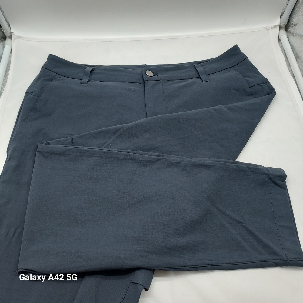 Lululemon Commission Pant Classic Fit 33 Charcoal Grey Mens Technical Chino